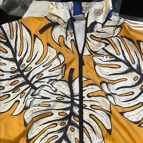 Adidas X Farm Rio Collab Bold Leaf Pattern Jacket size XS oversized fit - Picture 4 of 17